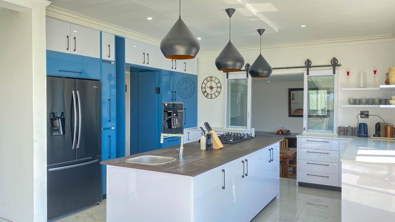 4 Bedroom Property for Sale in Helderrand Western Cape